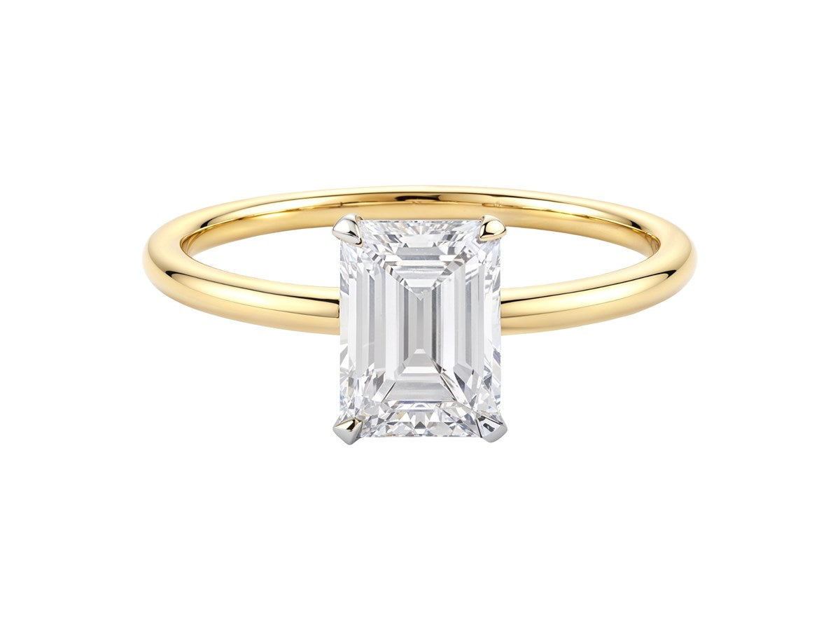 1.50Ct Emerald Lab Grown IGI G/VS1 Diamond Ring in 10K Yellow Gold