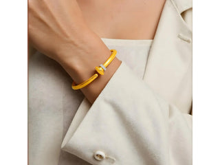 14k Yellow Gold Hinged Bangle Bracelet with Diamonds (3.40 mm)