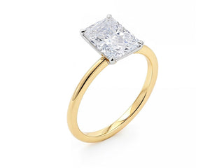 2 Carat Radiant Lab Grown IGI G/VS1 Diamond Solitaire Ring in 14K Yellow Gold